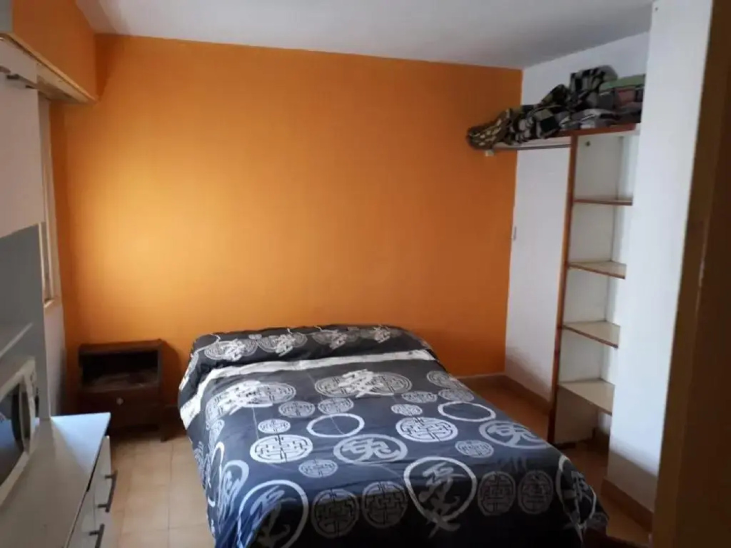 Habitacion economica con estacionamiento Necochea