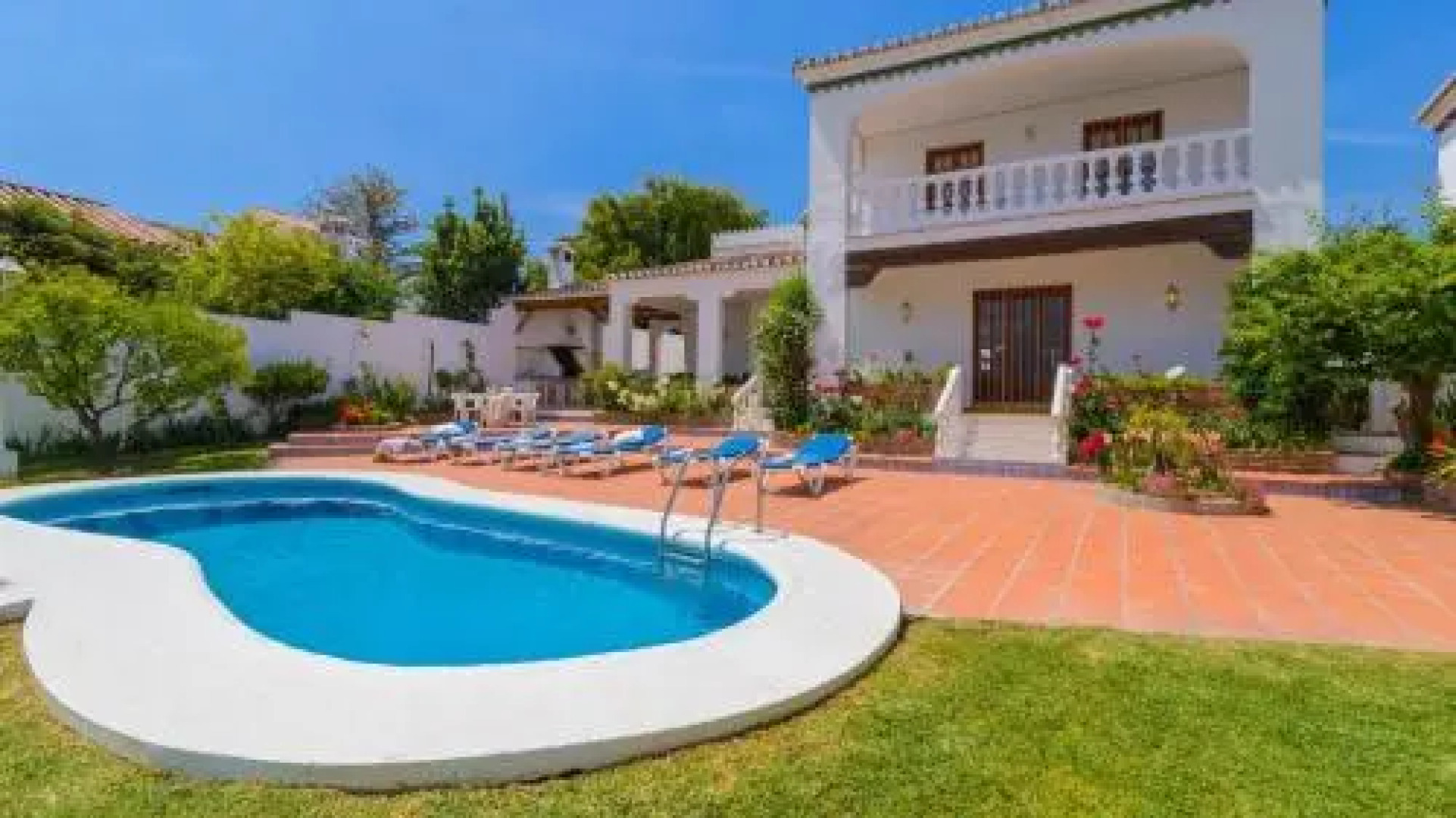 Villas Nerjazul - La Exótica