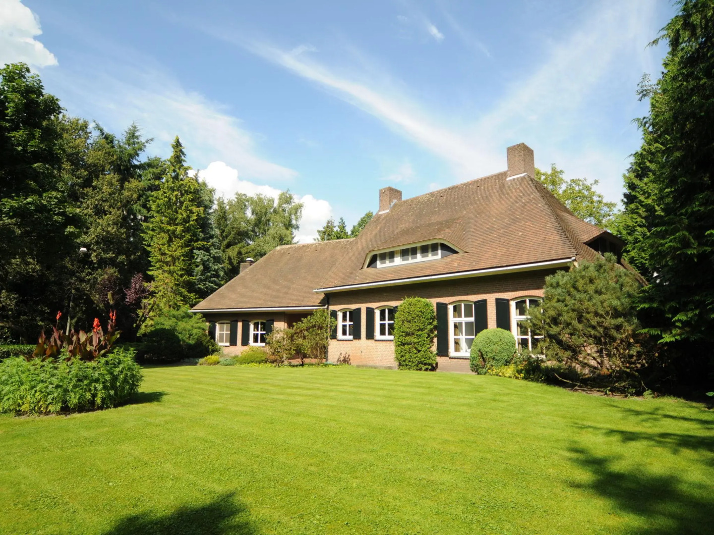 Cozy Mansion in Gemert near the Forest