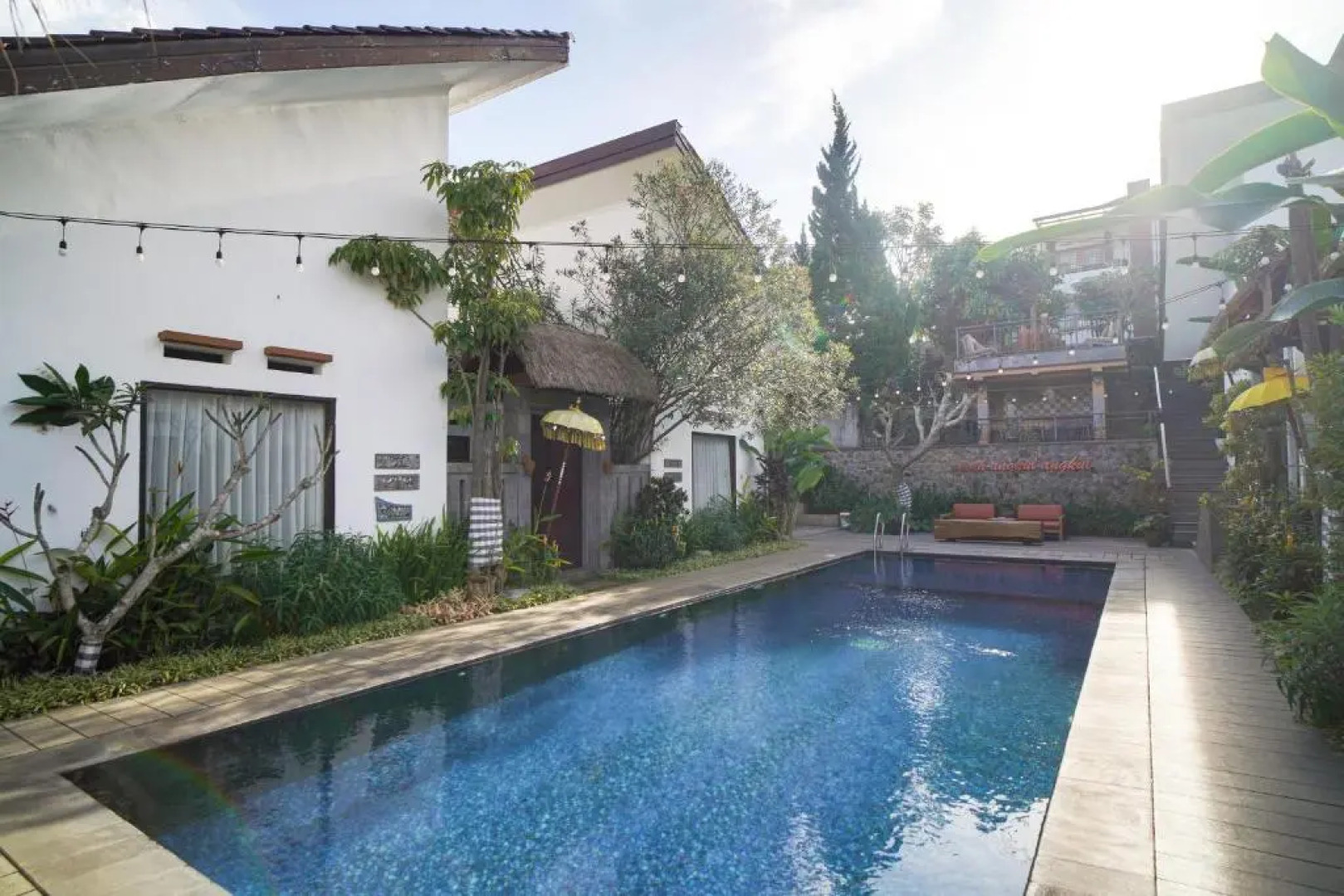 Omah Angkul-Angkul Villa