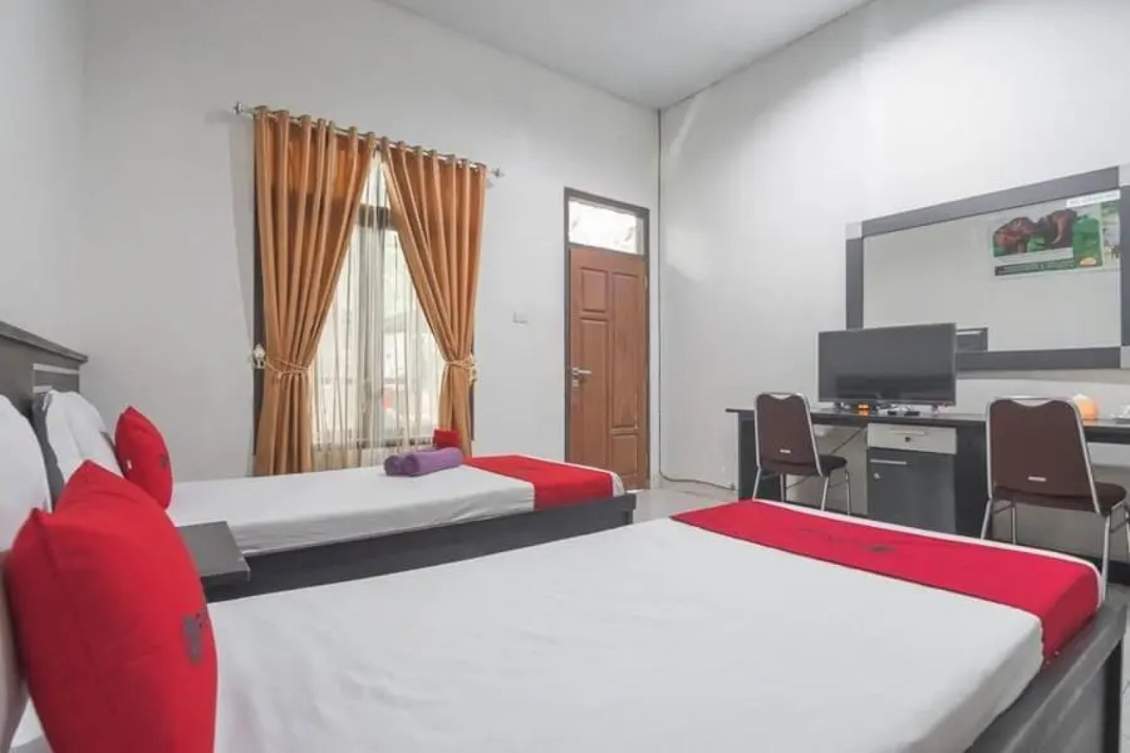 RedDoorz near Radin Intan Airport Lampung 2