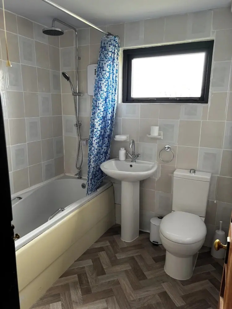 NorthField Holiday Park (31874695)