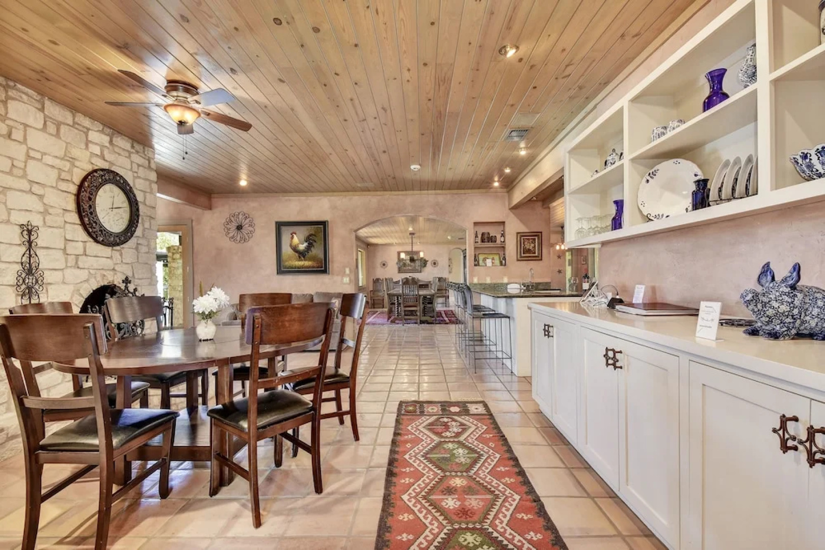 7BR 5 5BA Spicewood Sanctuary by RedAwning