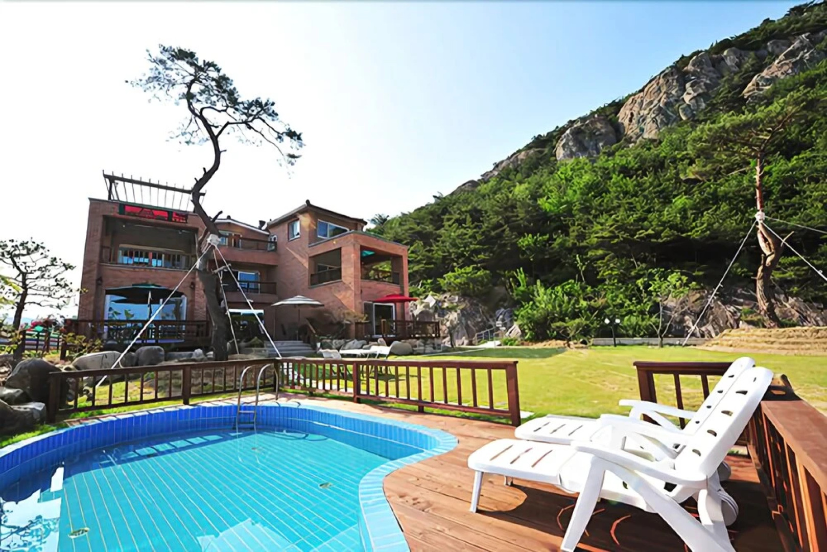 Yeongdeok Green Garden Pension