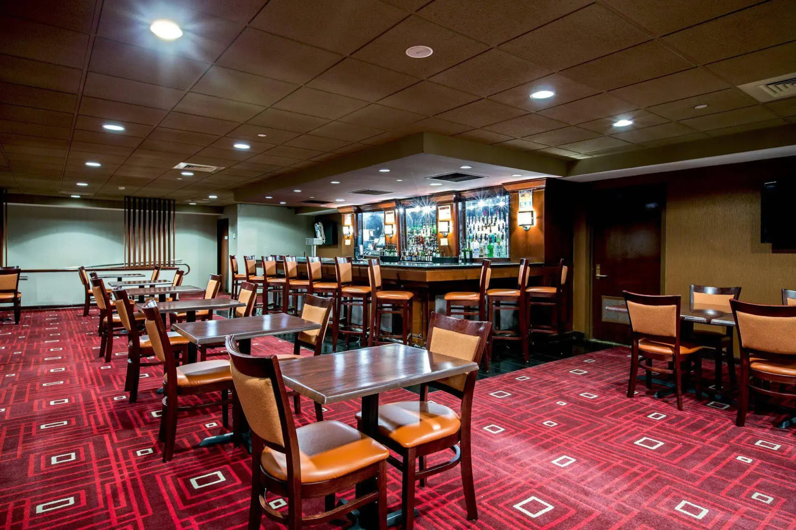 Crowne Plaza Newark Airport by IHG