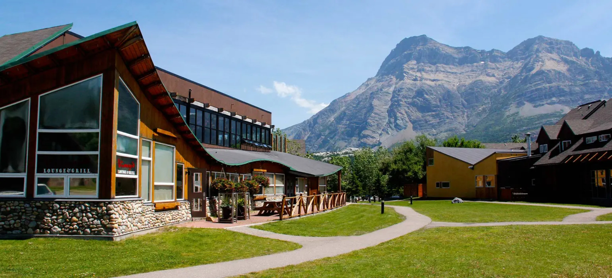 Waterton Lakes Lodge Resort