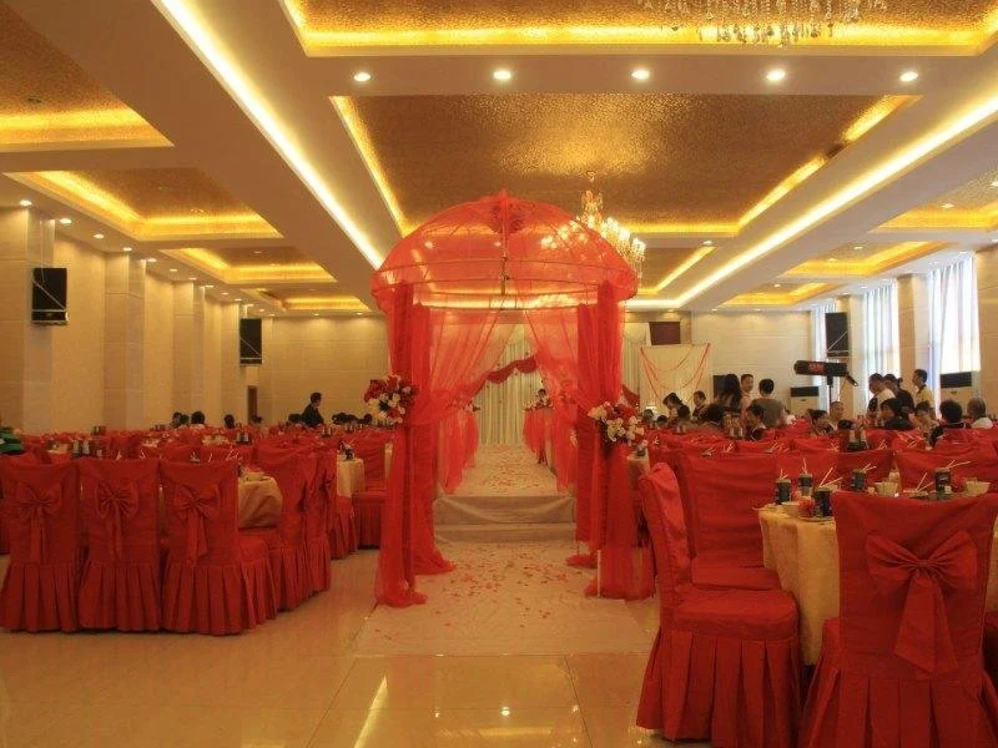 Yibin Jiangnan Hotel