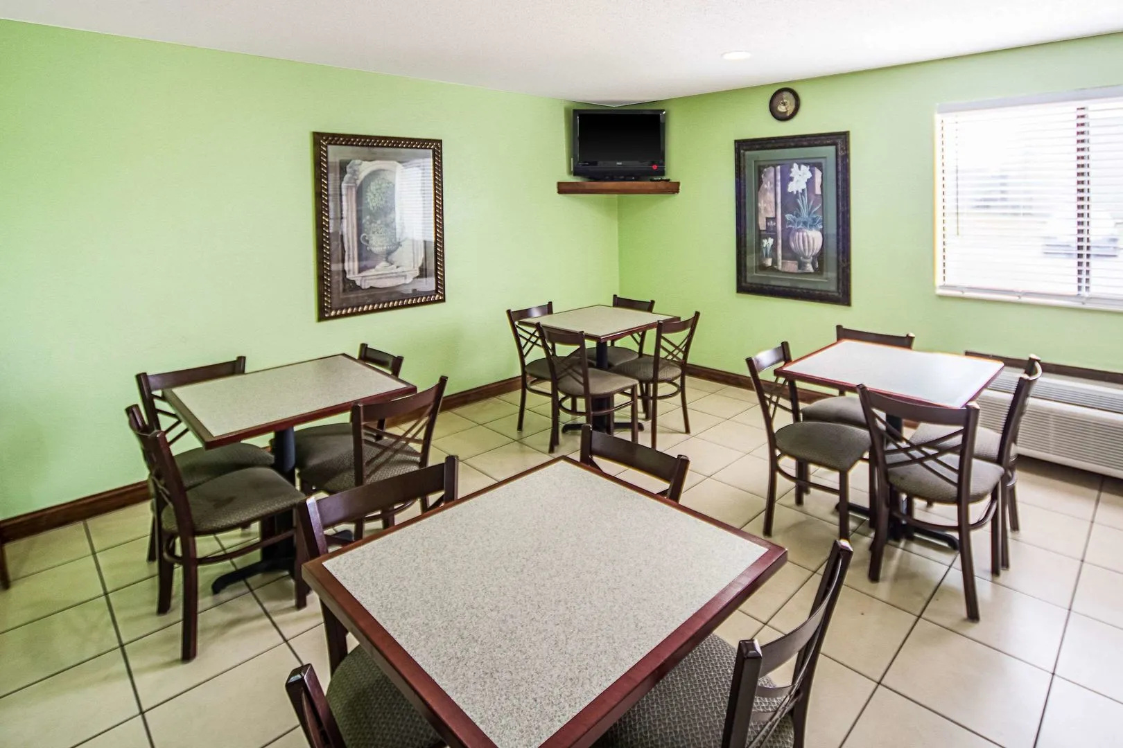 Quality Inn Columbia City