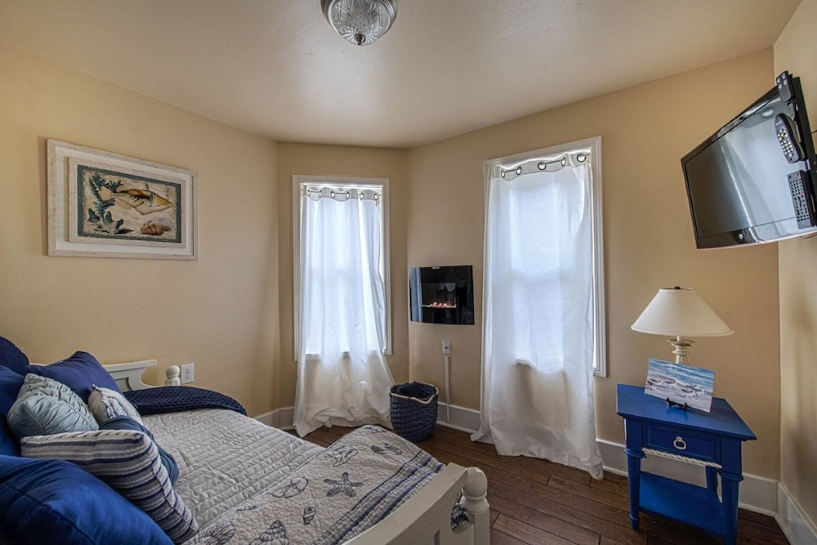 3729 Ocean Park Sanctuary