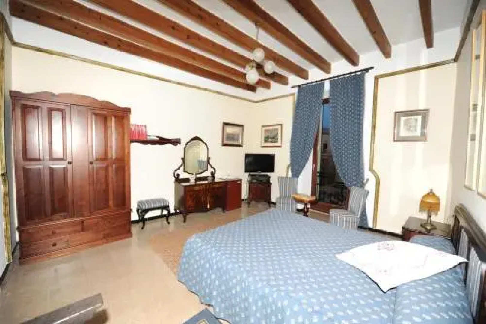 Petit Hotel Sa Plaça