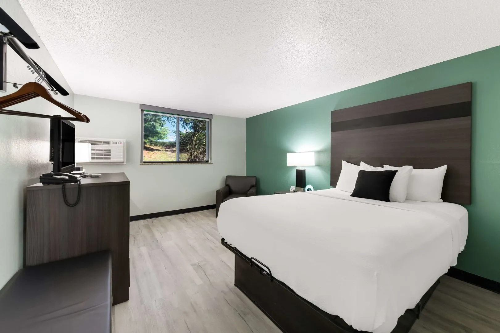 Baymont by Wyndham Liberty MO