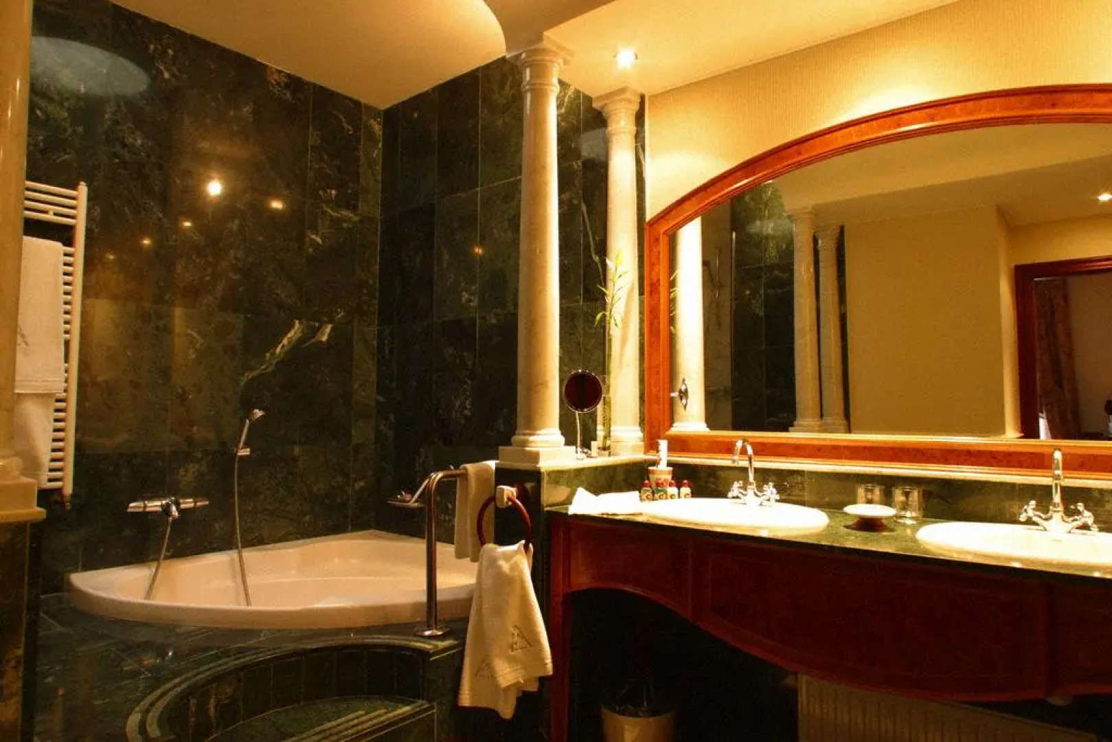 Hotel Termes Montbrio