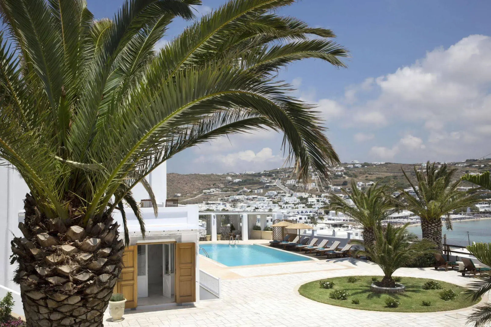 Dorion Hotel