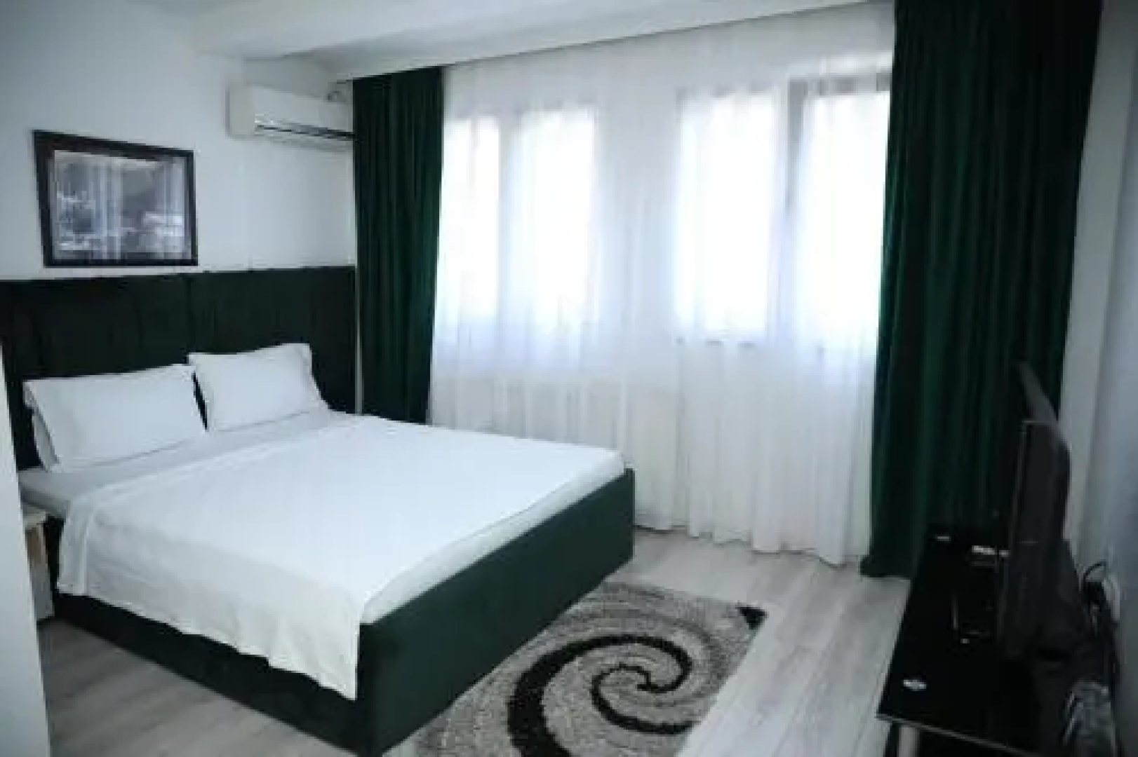 Hotel Cleon