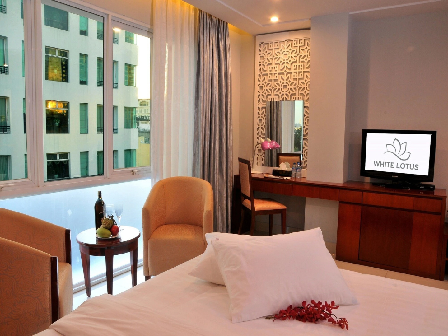 White Lotus Hotel Saigon