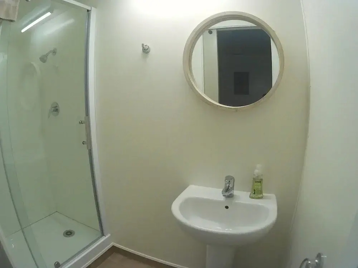 Te Nikau Retreat - Hostel