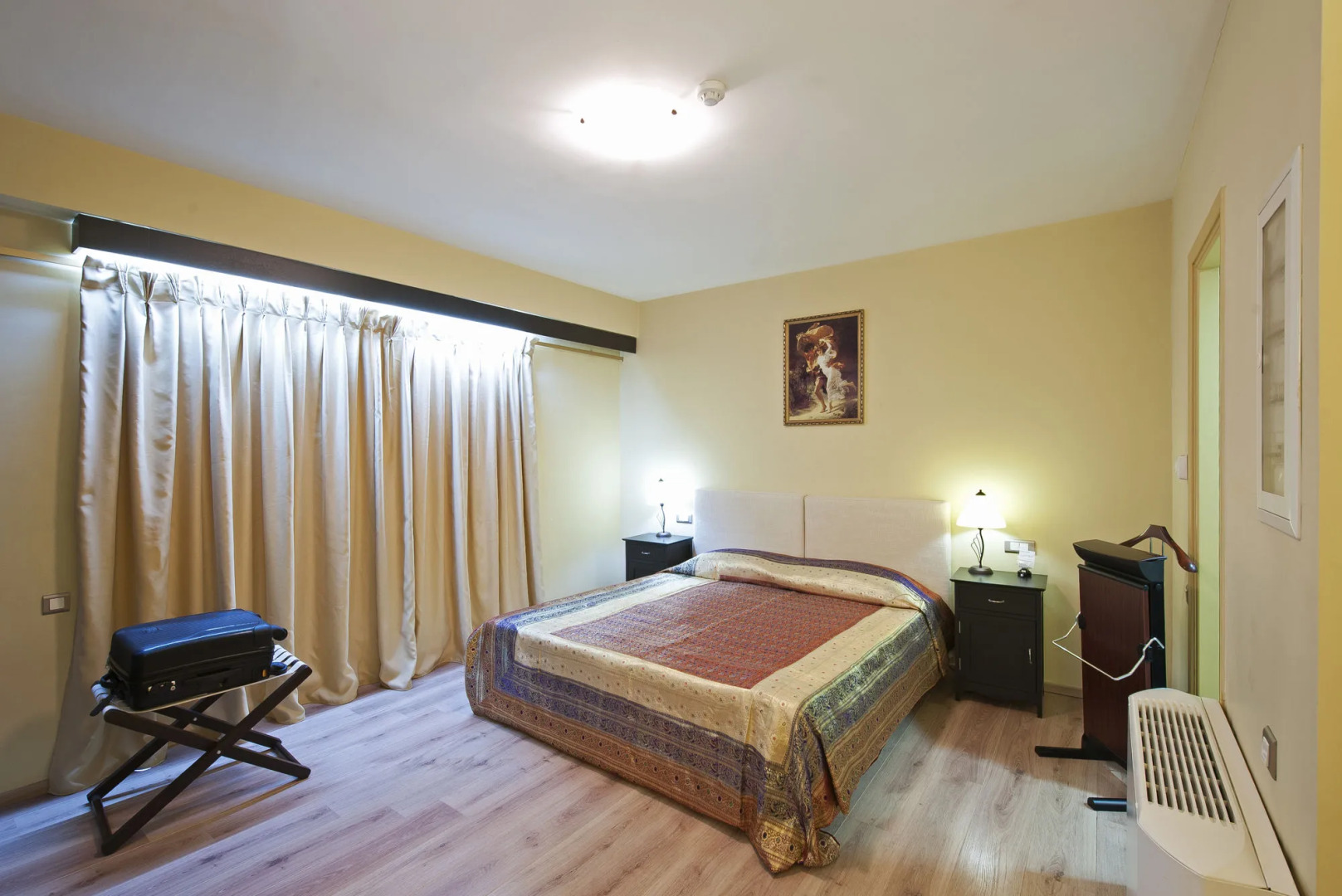 Efplias Hotel Apartments and Suites