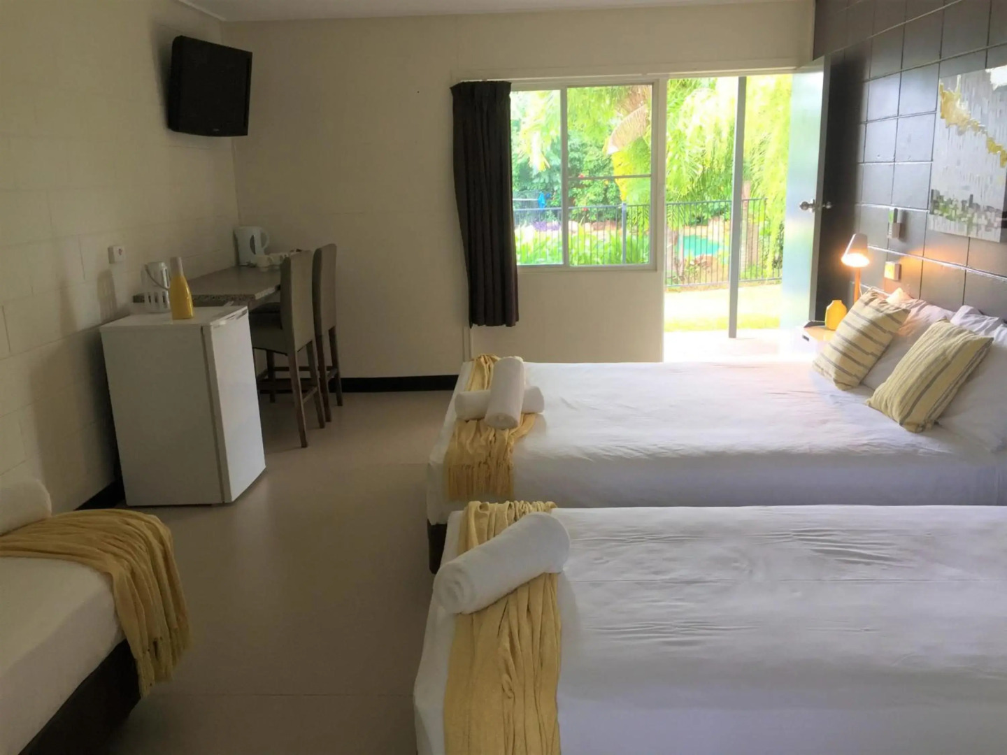 Cardwell at the Beach