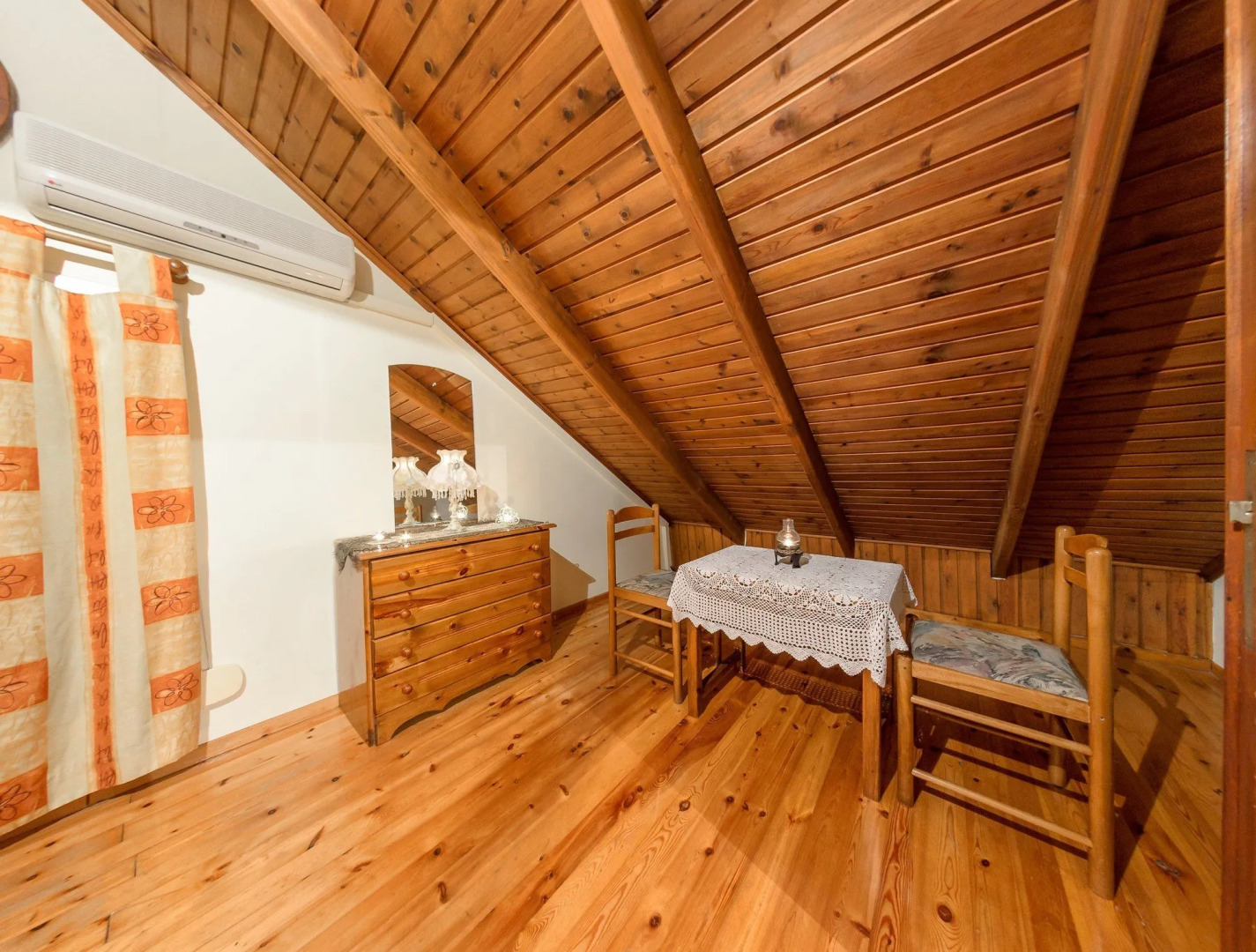 Borsalino Studios & Apartments