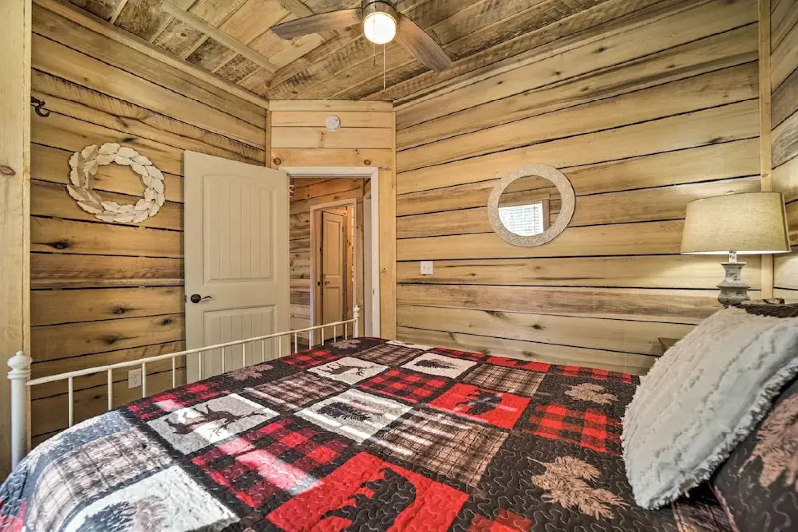 Modern Cabin w/ Fire Pit < 3 Mi to Trails!