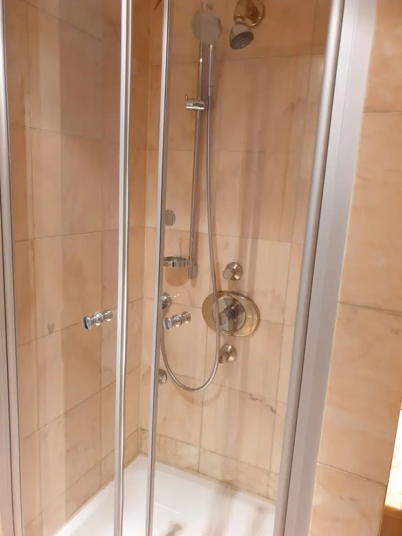 Hotelbetrieb Seeschau GmbH