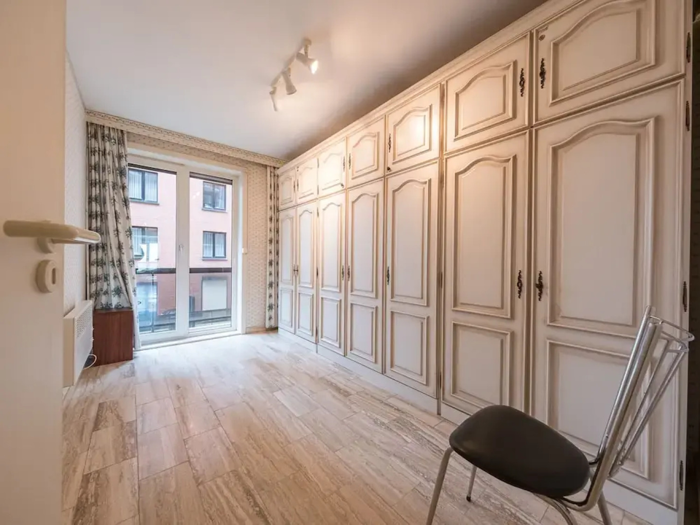 Charming Apartment With sea View