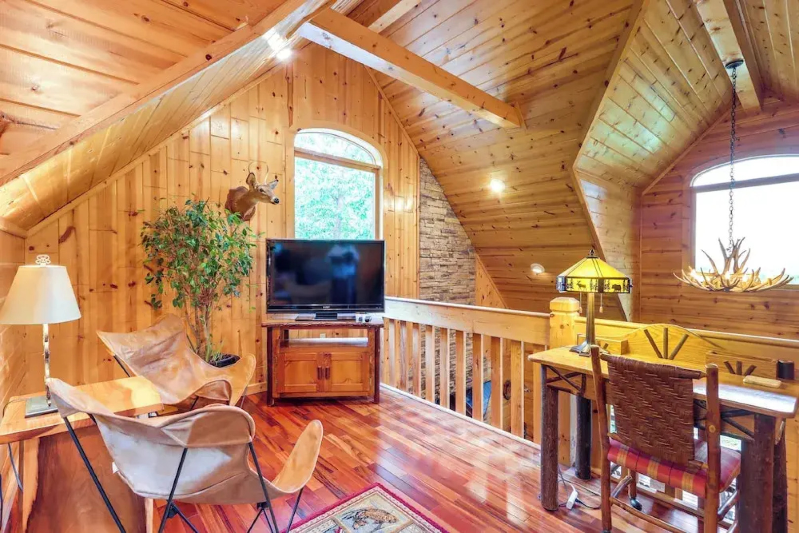 Ellijay Hideaway w/ Hot Tub, Views & Game Room!