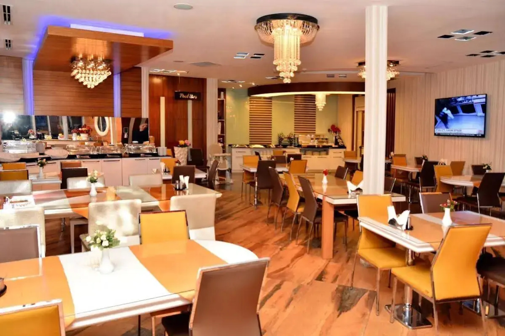 Grand Business Hotel