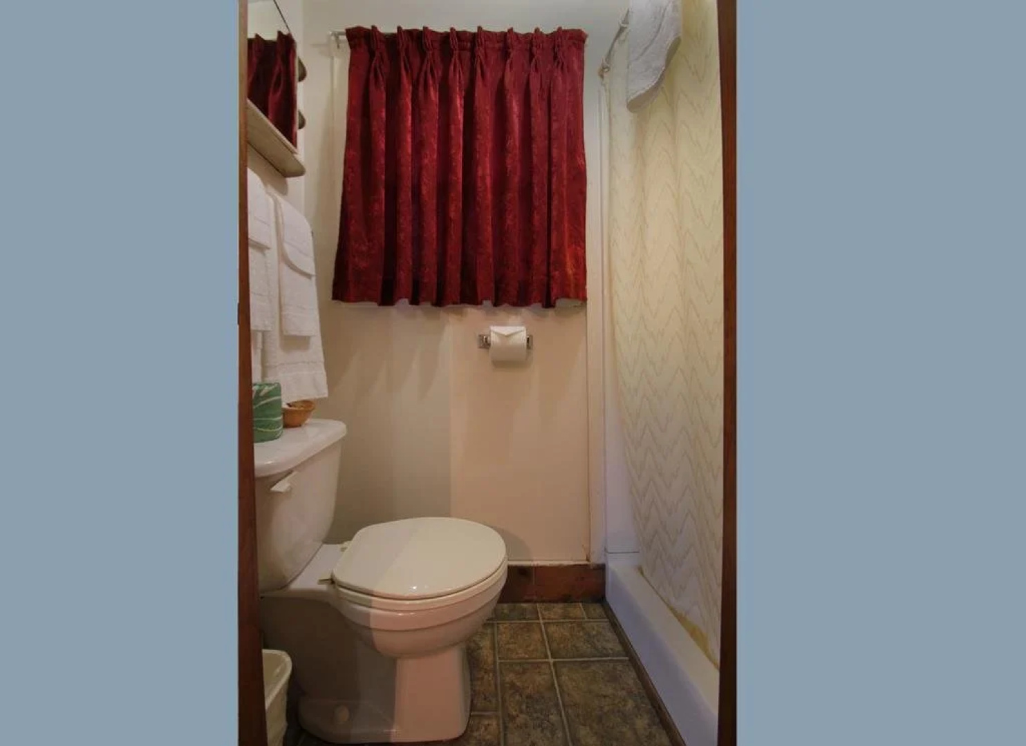 Brookside Inn & Cottages