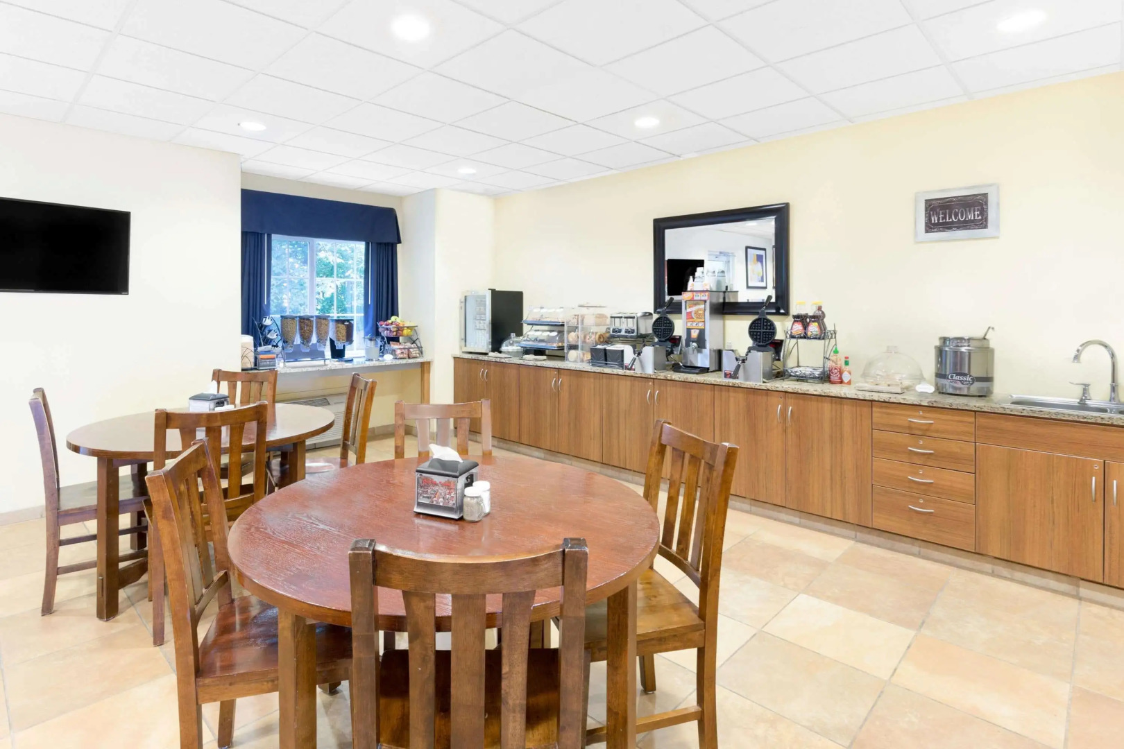 Microtel Inn & Suites by Wyndham Kearney