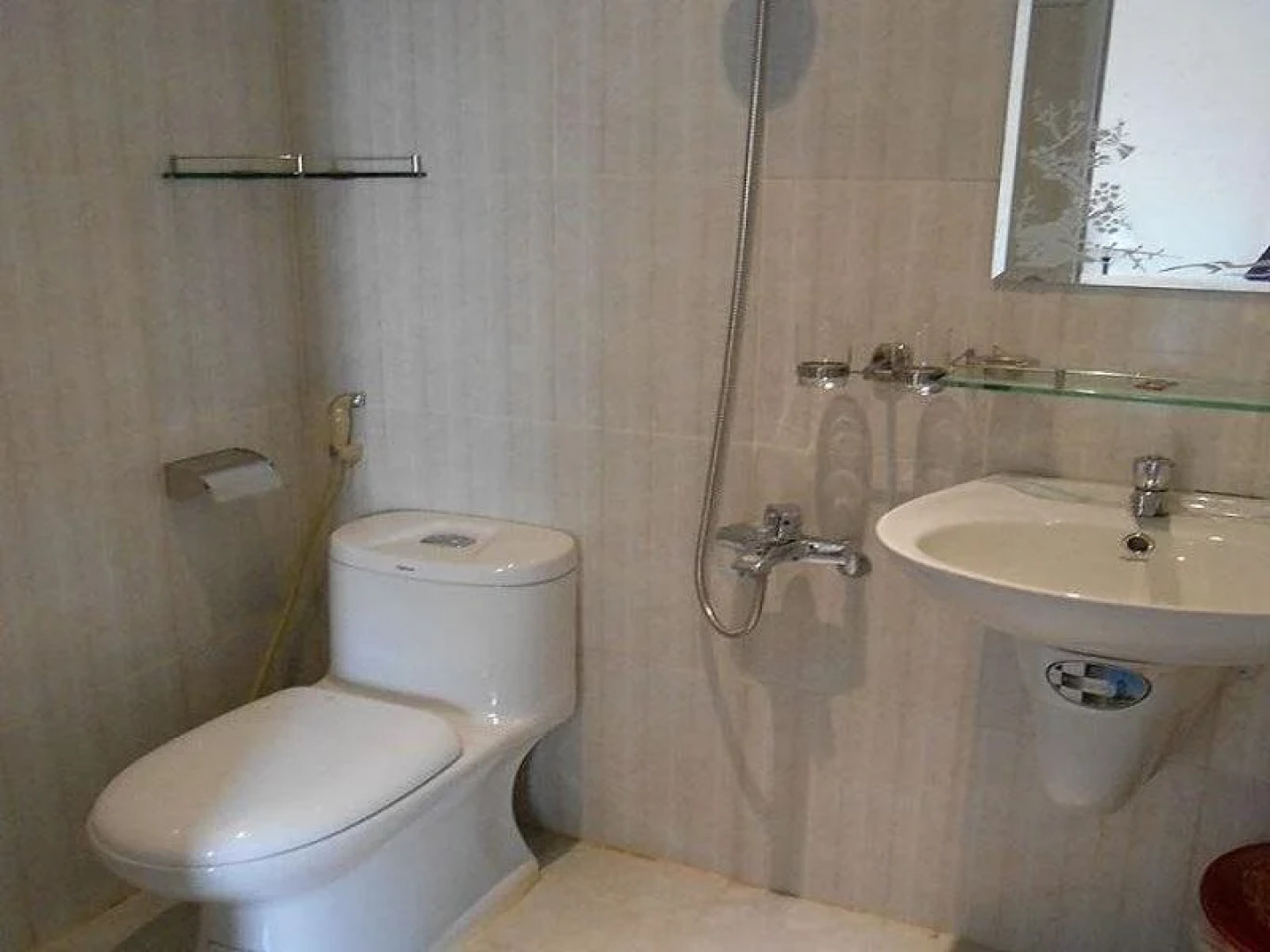 Con Son Island Hotel