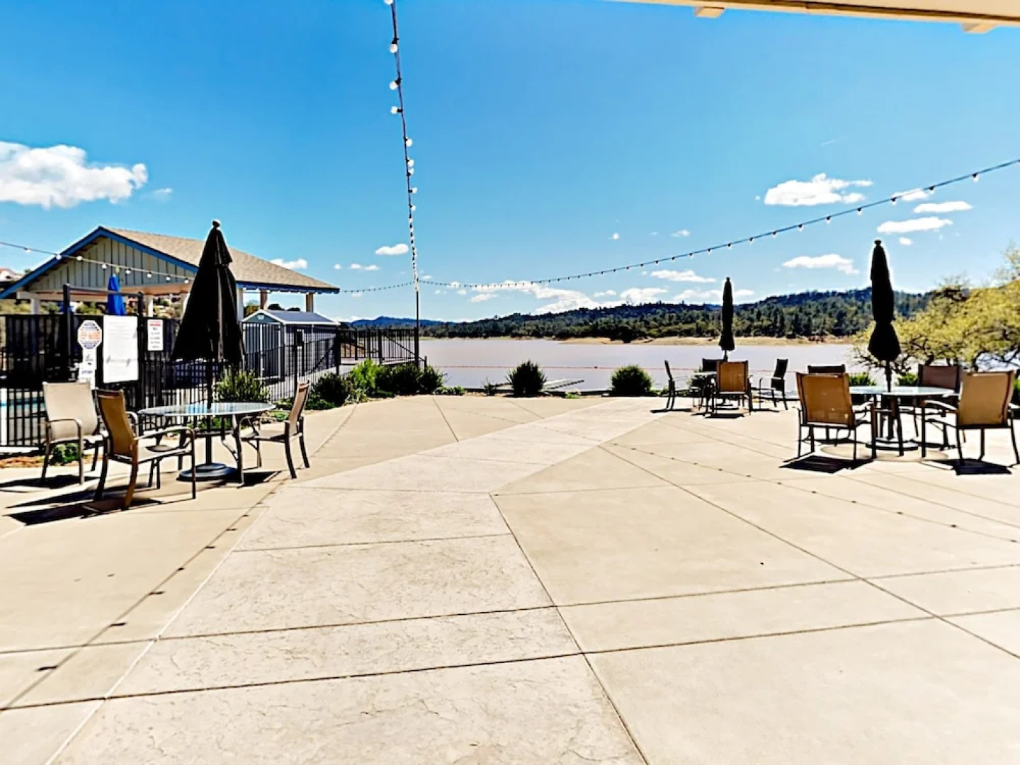 2531 Anchor Circle Home 2 Bedrooms 3 Bathrooms Home