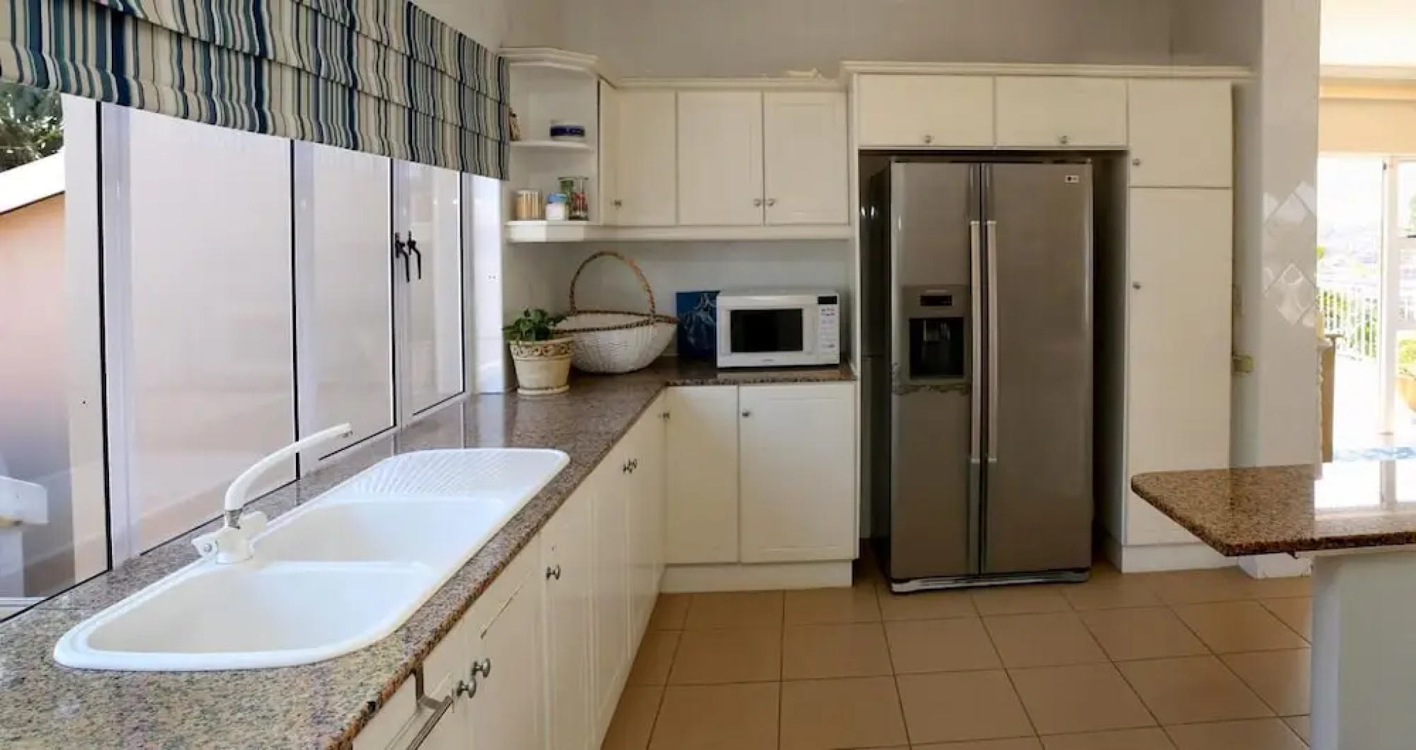 Acacia Crescent Seaview Manor