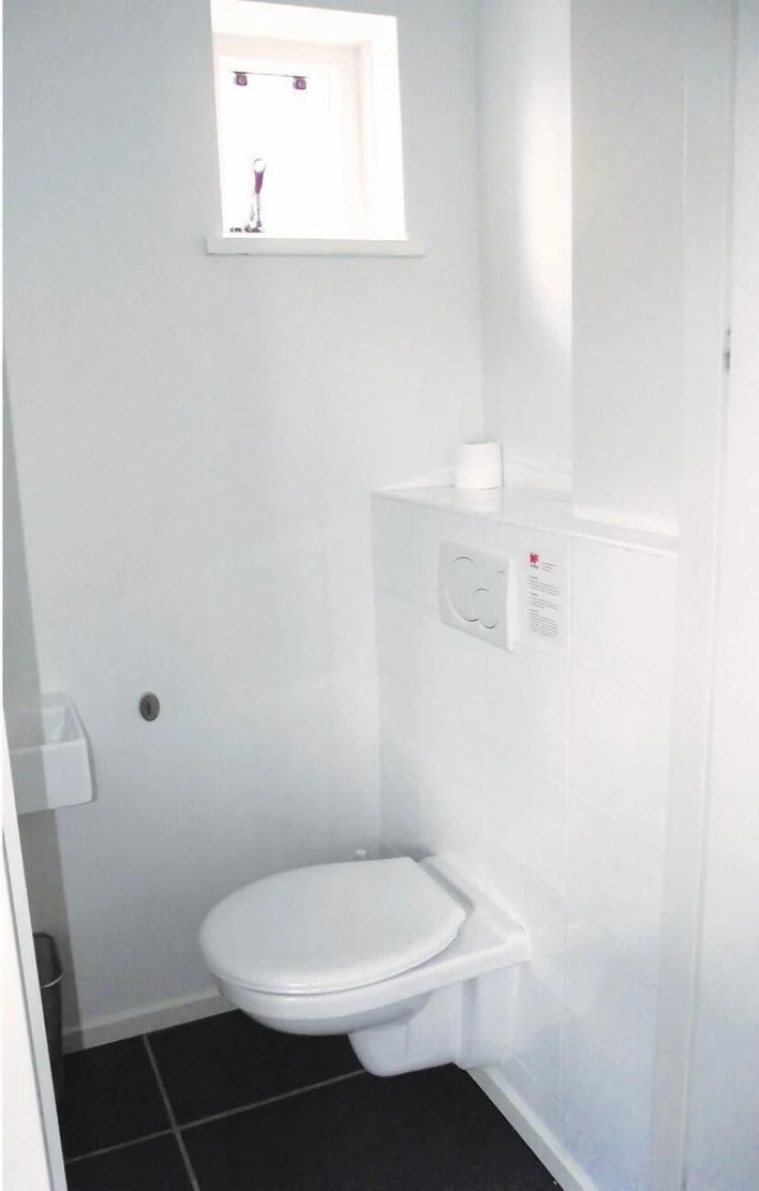 Stunning Home in Breukelen With 3 Bedrooms and Wifi