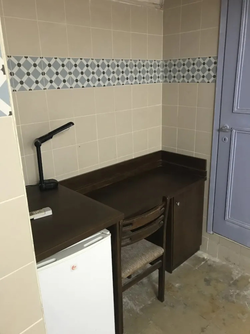 Nzar Khoury For Hosting