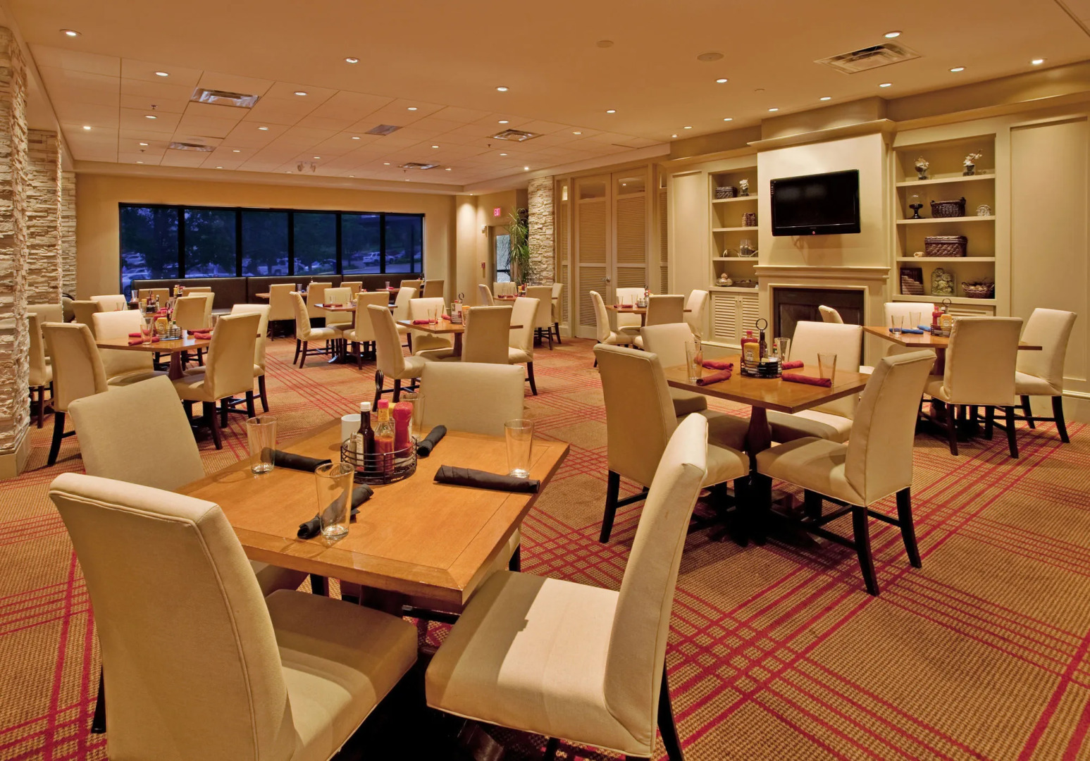 Adam's Mark Hotel & Conference Center