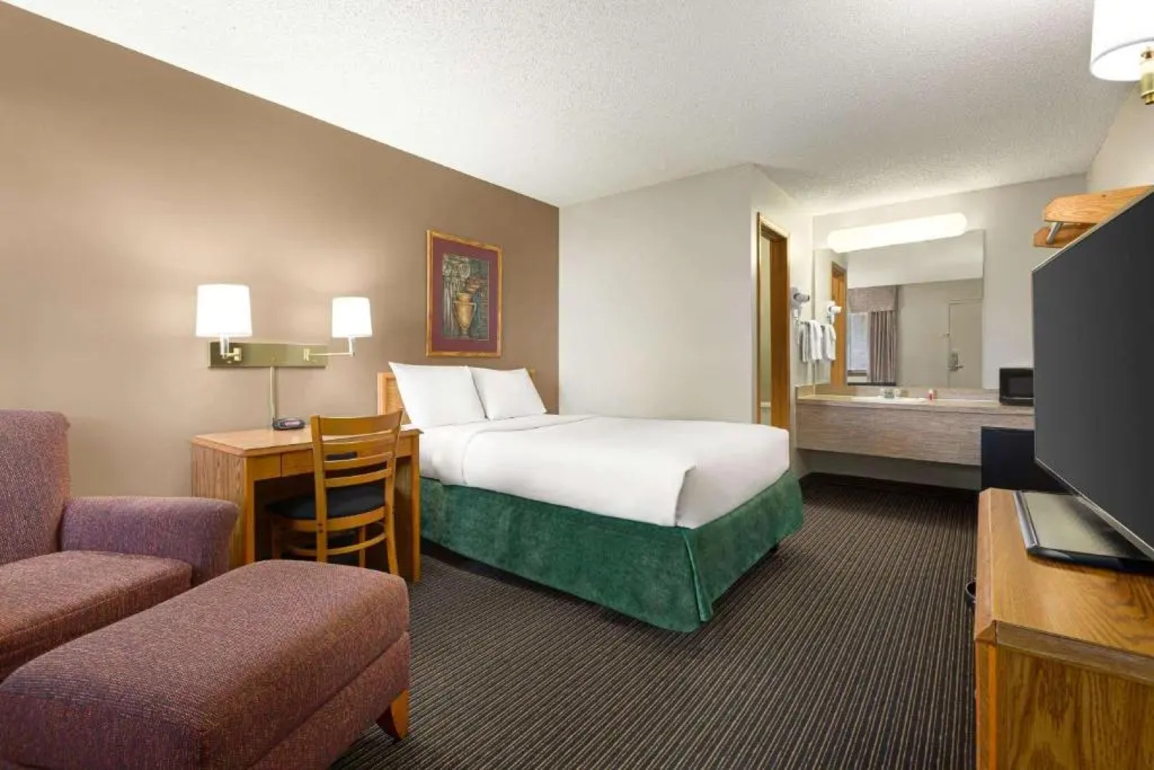 Travelodge by Wyndham Wellington KS