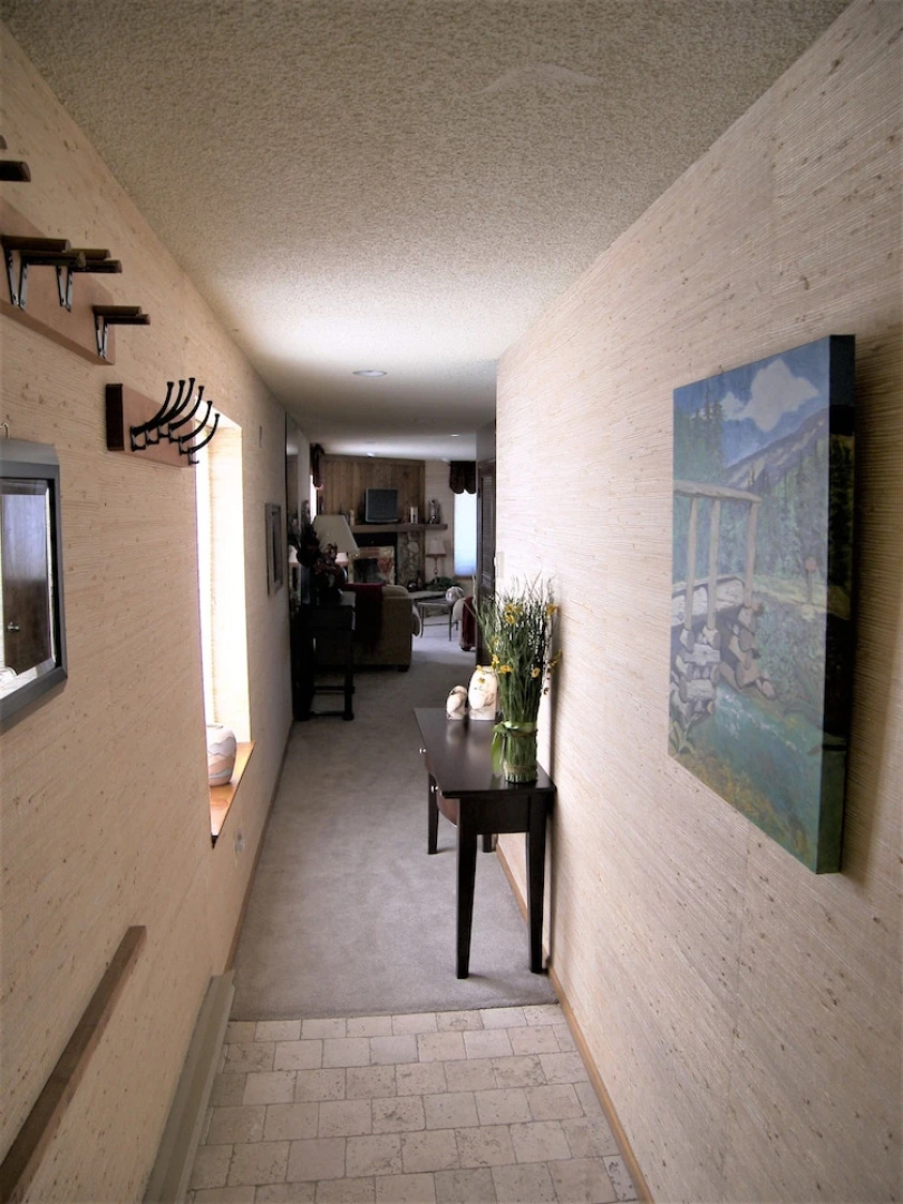 Saltlick 2 bed 2 bath 2 Br condo by RedAwning