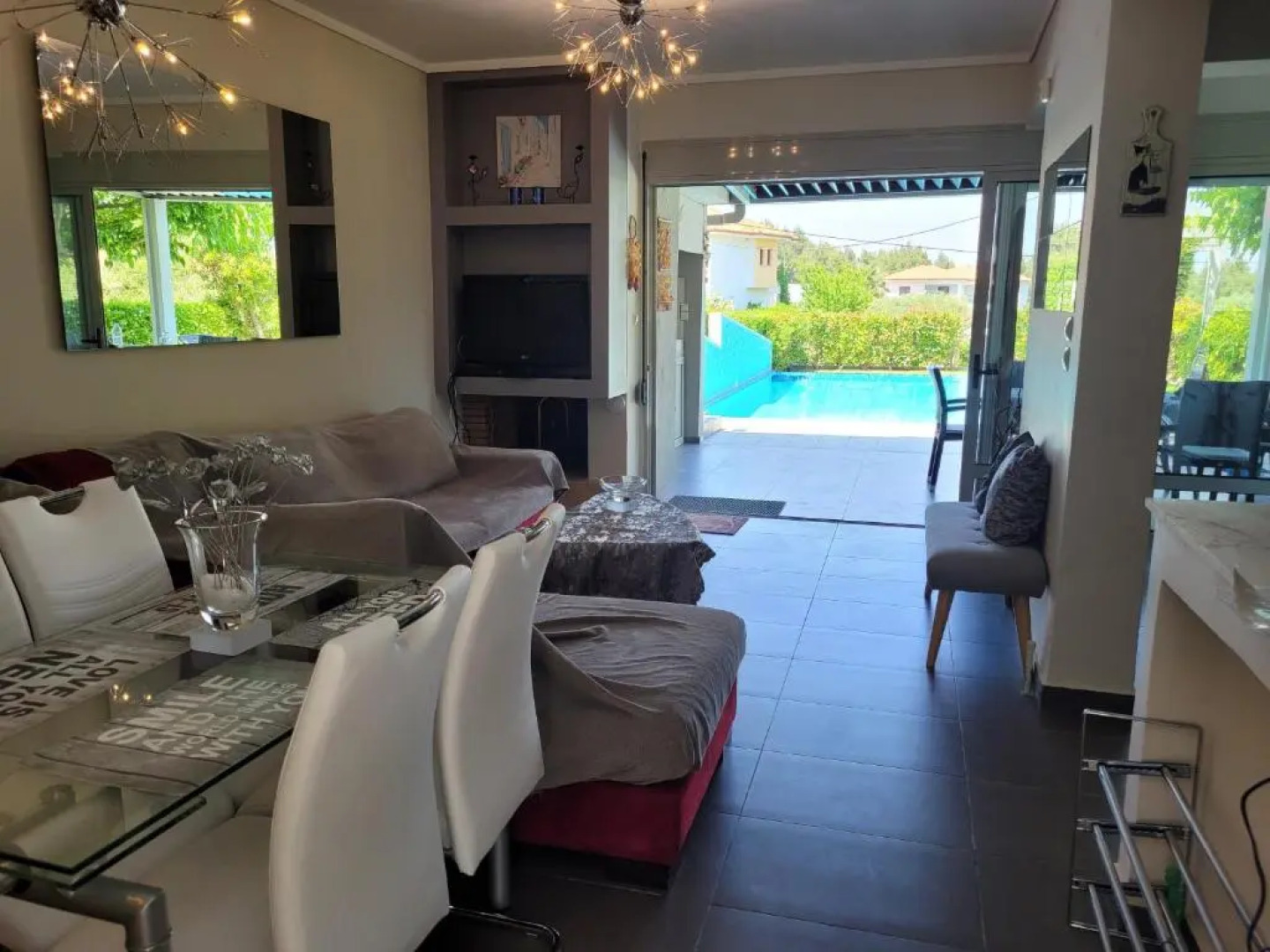 Deluxe 3BD Pool Villa in Chrousso beach Paliouri