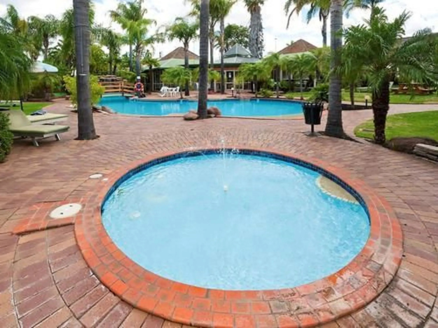 Swan Hill Resort