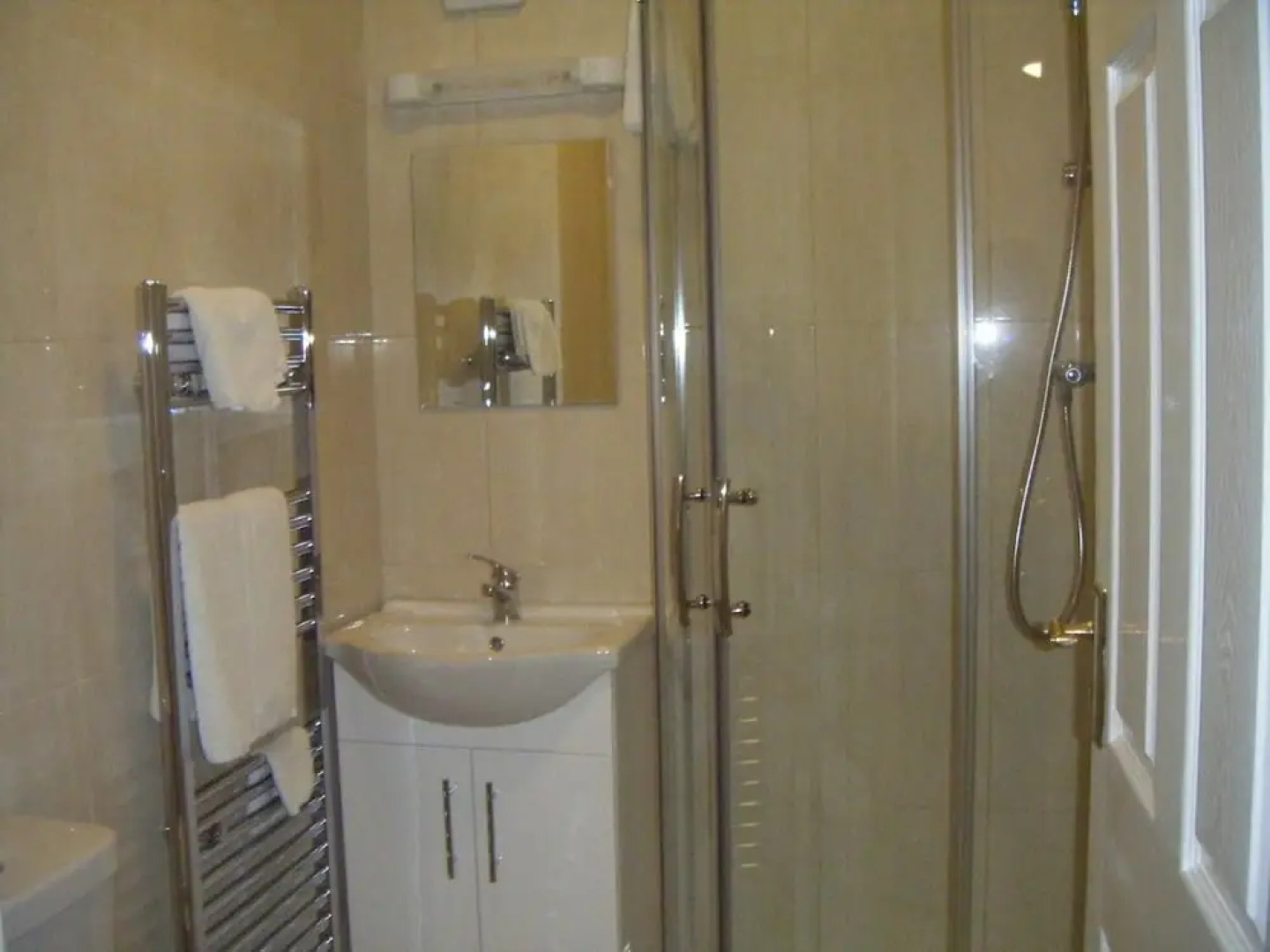 Fairlawns Bed & Breakfast