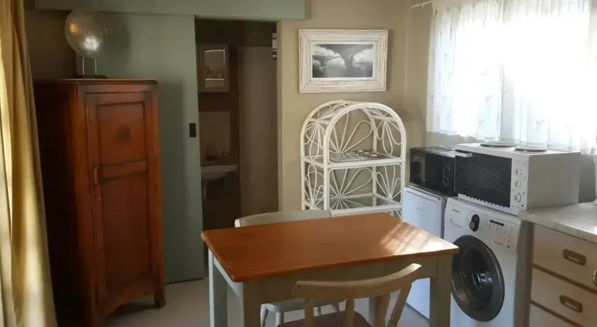 Daisy Tree Cottage
