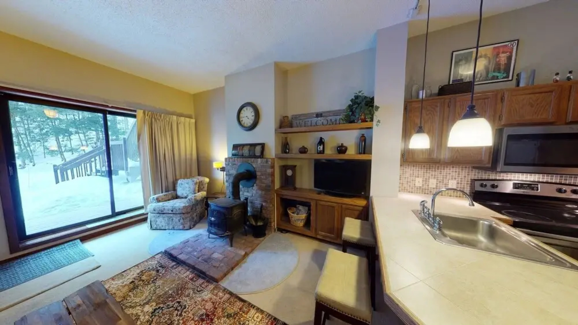 Wintergreen 106 - Cozy And Peaceful Condo, Conveniently Located Between Killington And Pittsfield 1 Bedroom Condo by RedAwning