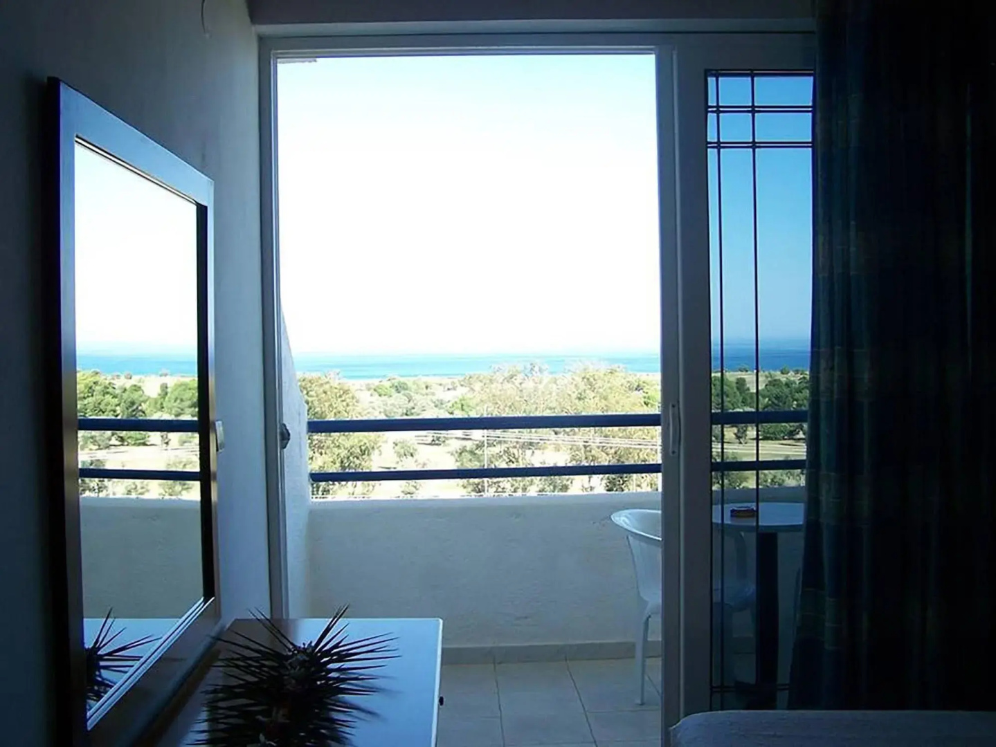 Rodos Blue