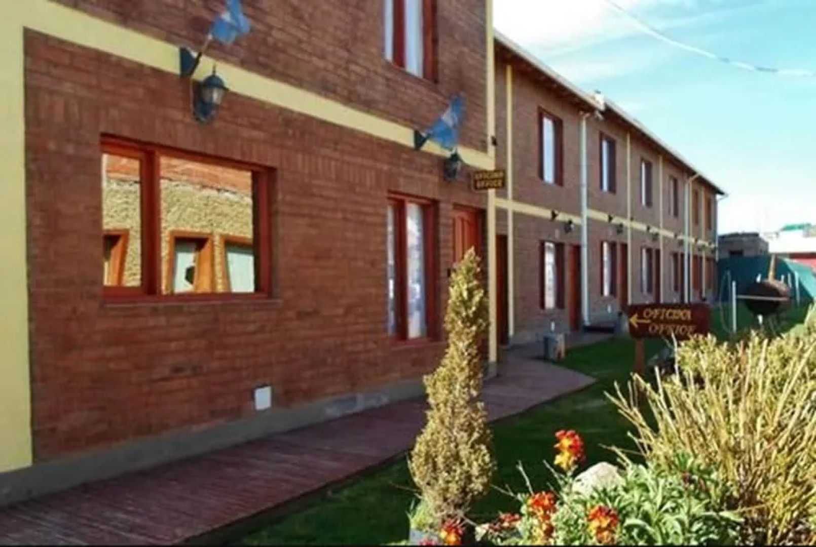 El Mana Rentals Apartments