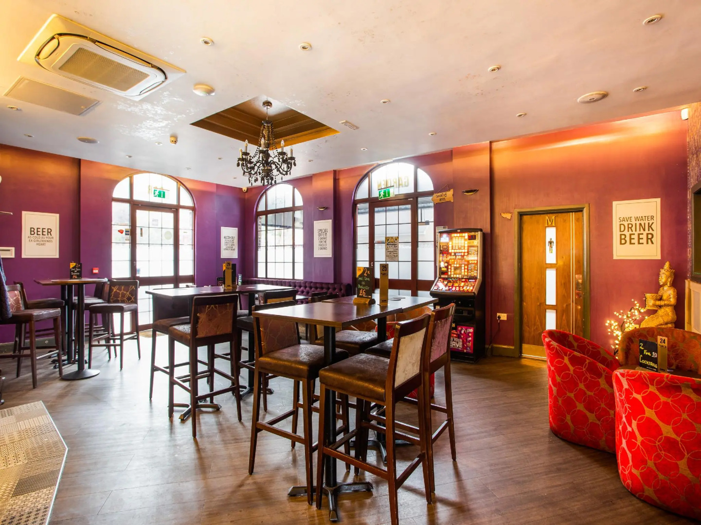 OYO The Arch, Wembly Stadium