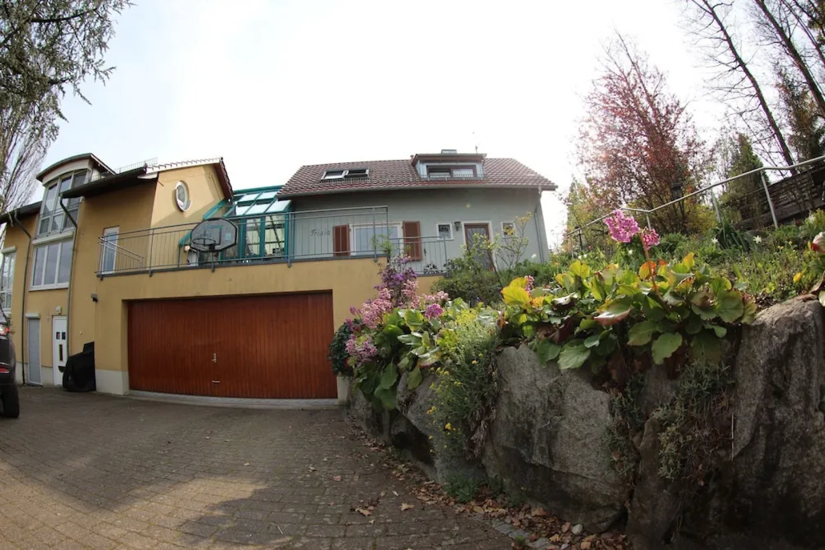 Zauberhafte Ferienwohnung am Schönberg