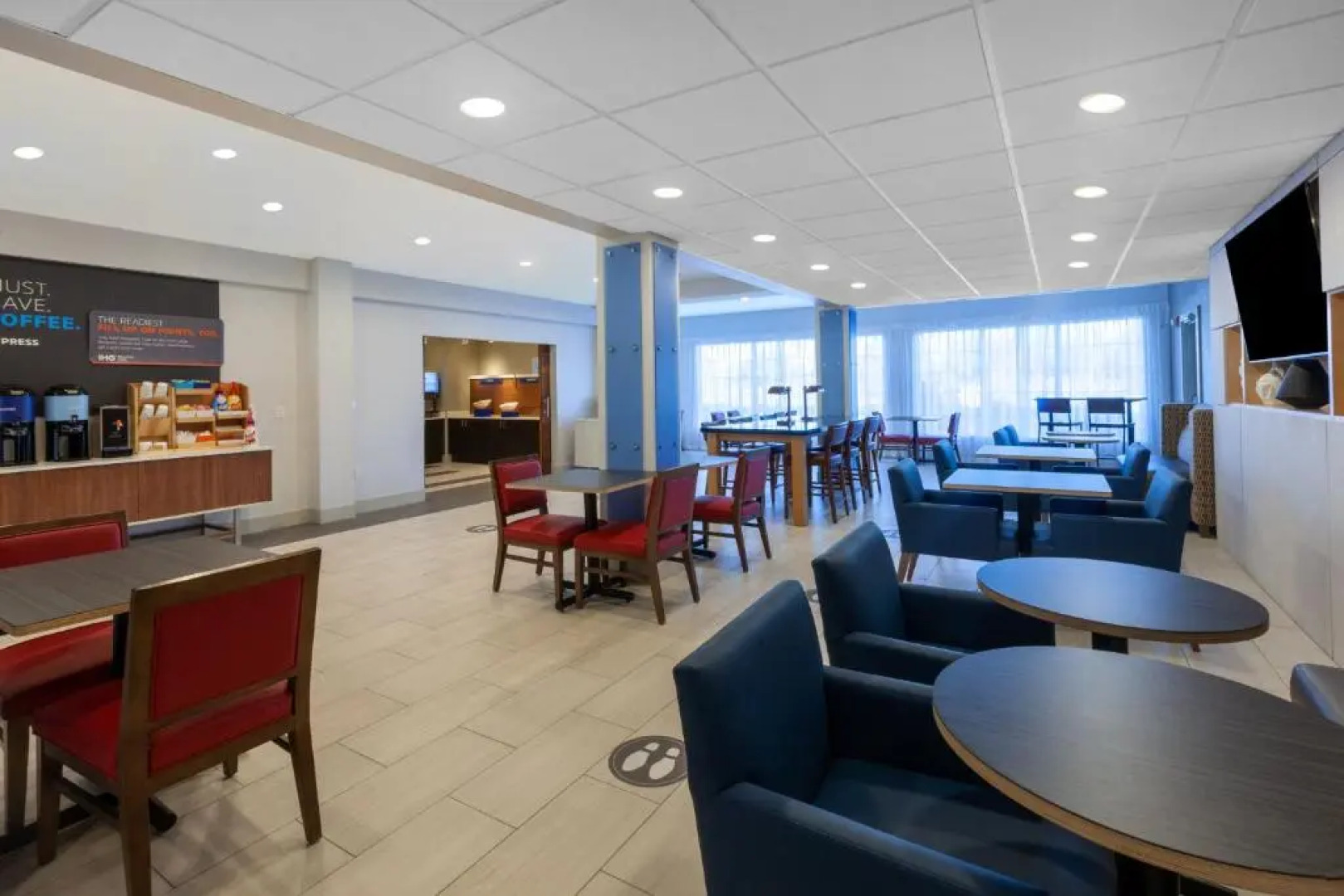 Holiday Inn Express Hotel & Suites Woodhaven by IHG