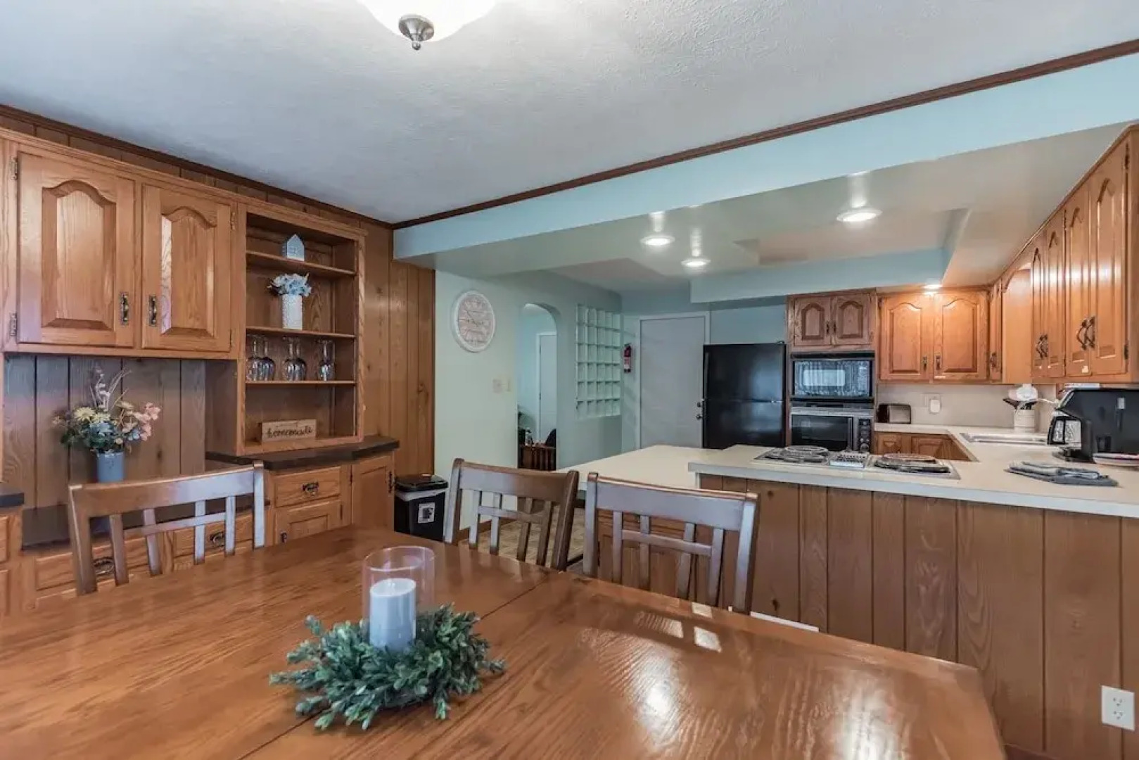 Quiet Comfy 2 Br Home In South Bend, Minutes From Notre Dame! Pet Friendly! 2 Bedroom Home by Redawning