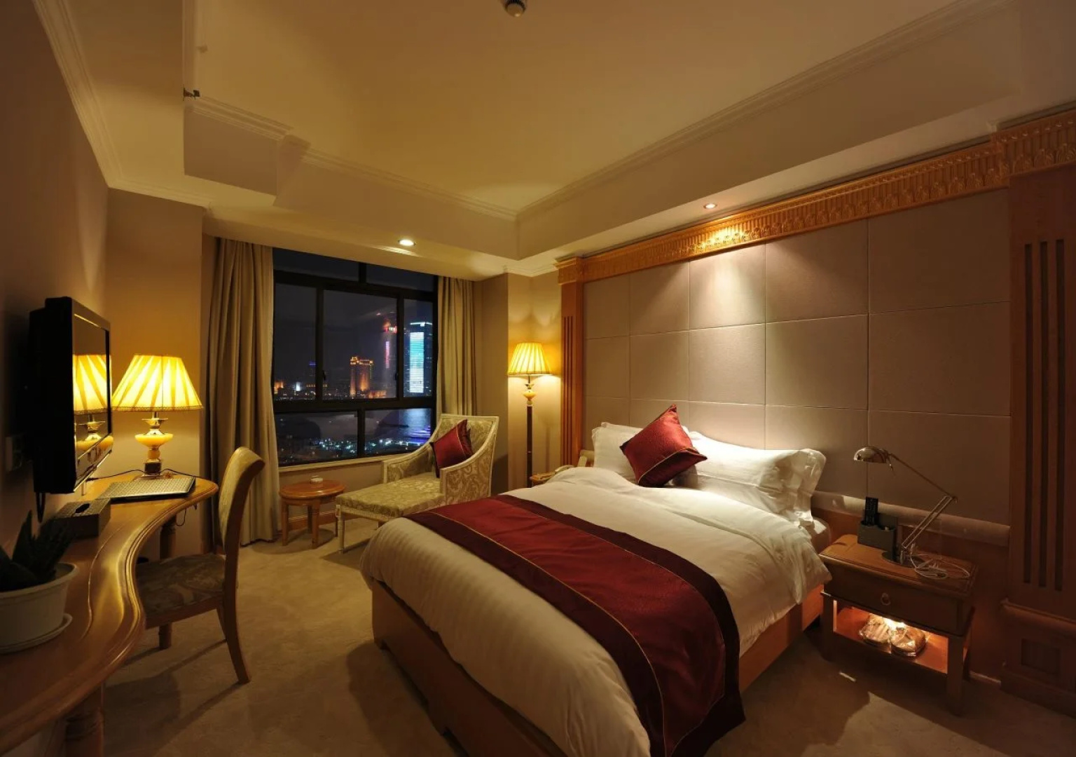 Riverview Hotel
